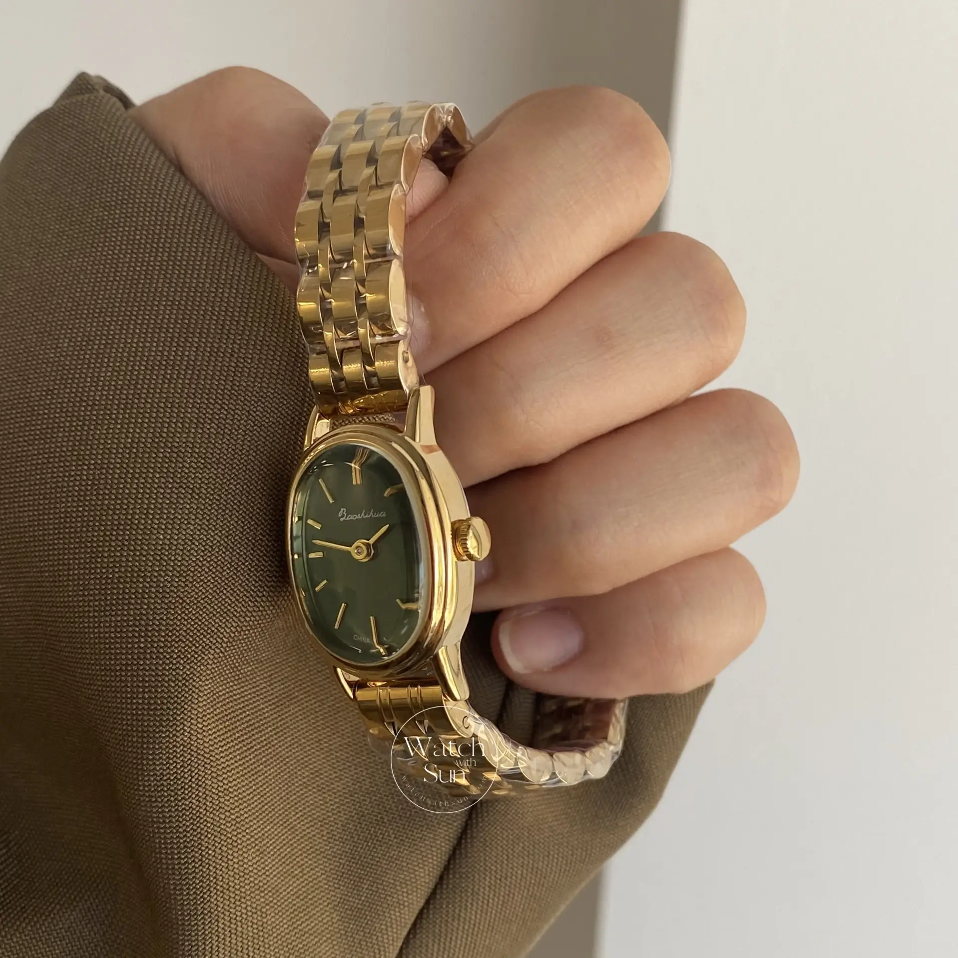Dainty Gold Emerald Green Watch Oval Women's Watch
