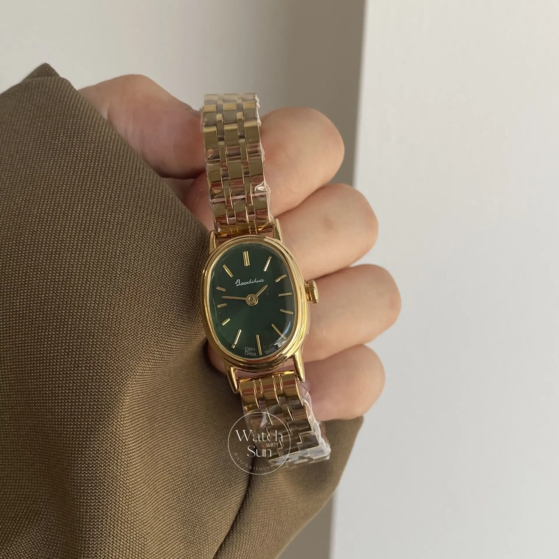 Dainty Gold Emerald Green Watch Oval Women's Watch