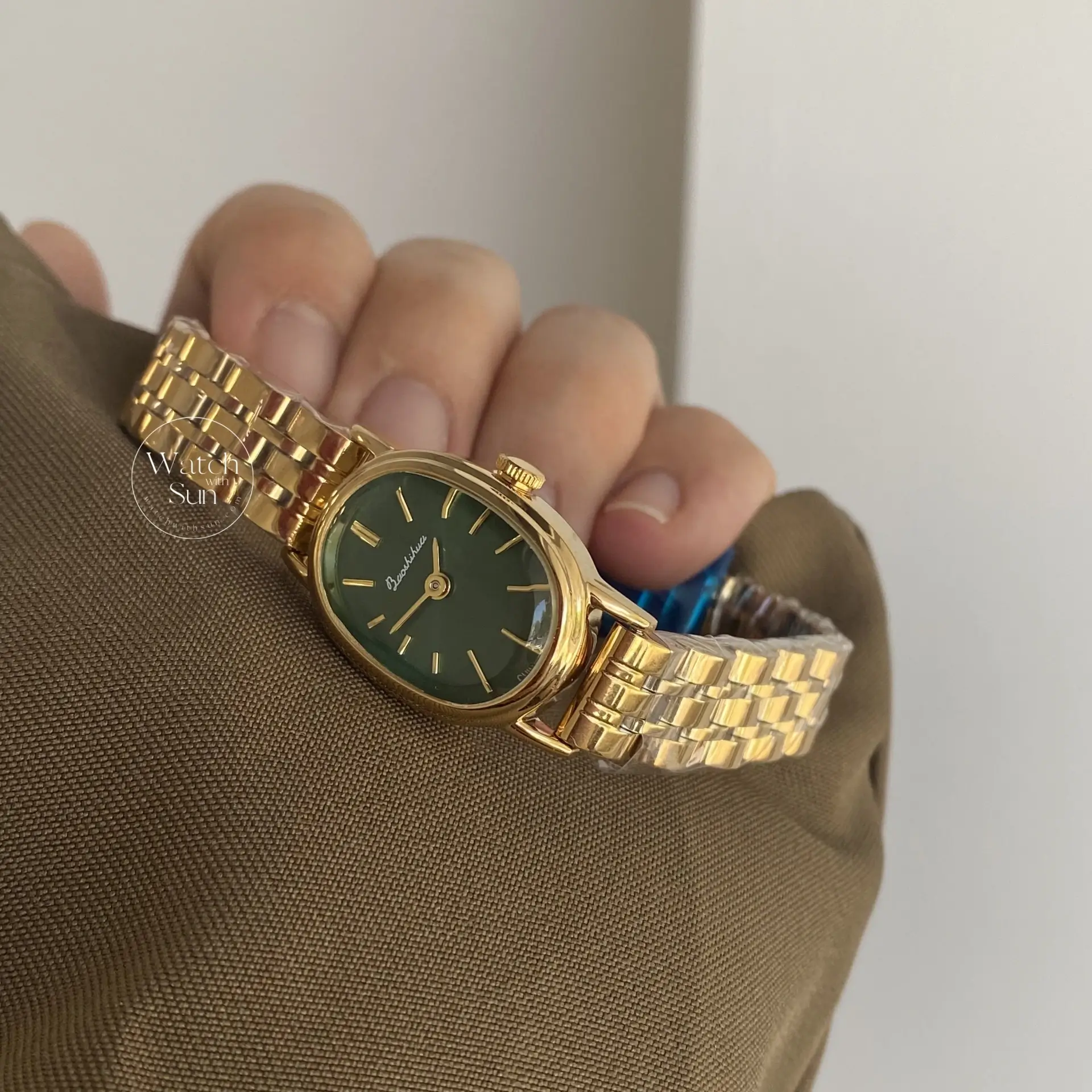 Dainty Gold Emerald Green Watch Oval Women's Watch