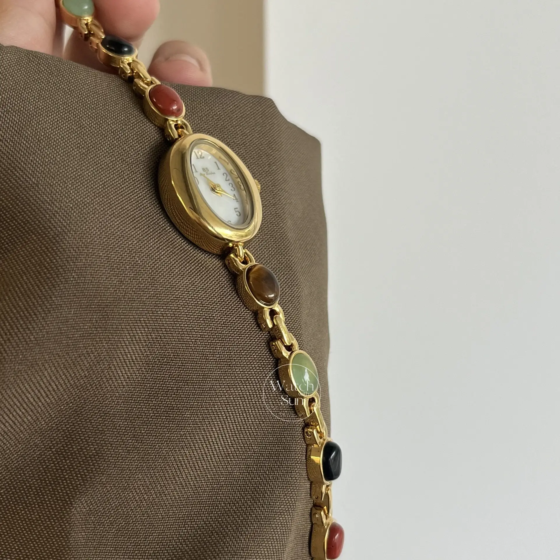 Vintage Gold Watch Mother of Pearl Dial Colorful Nature Stone Bracelet Watch