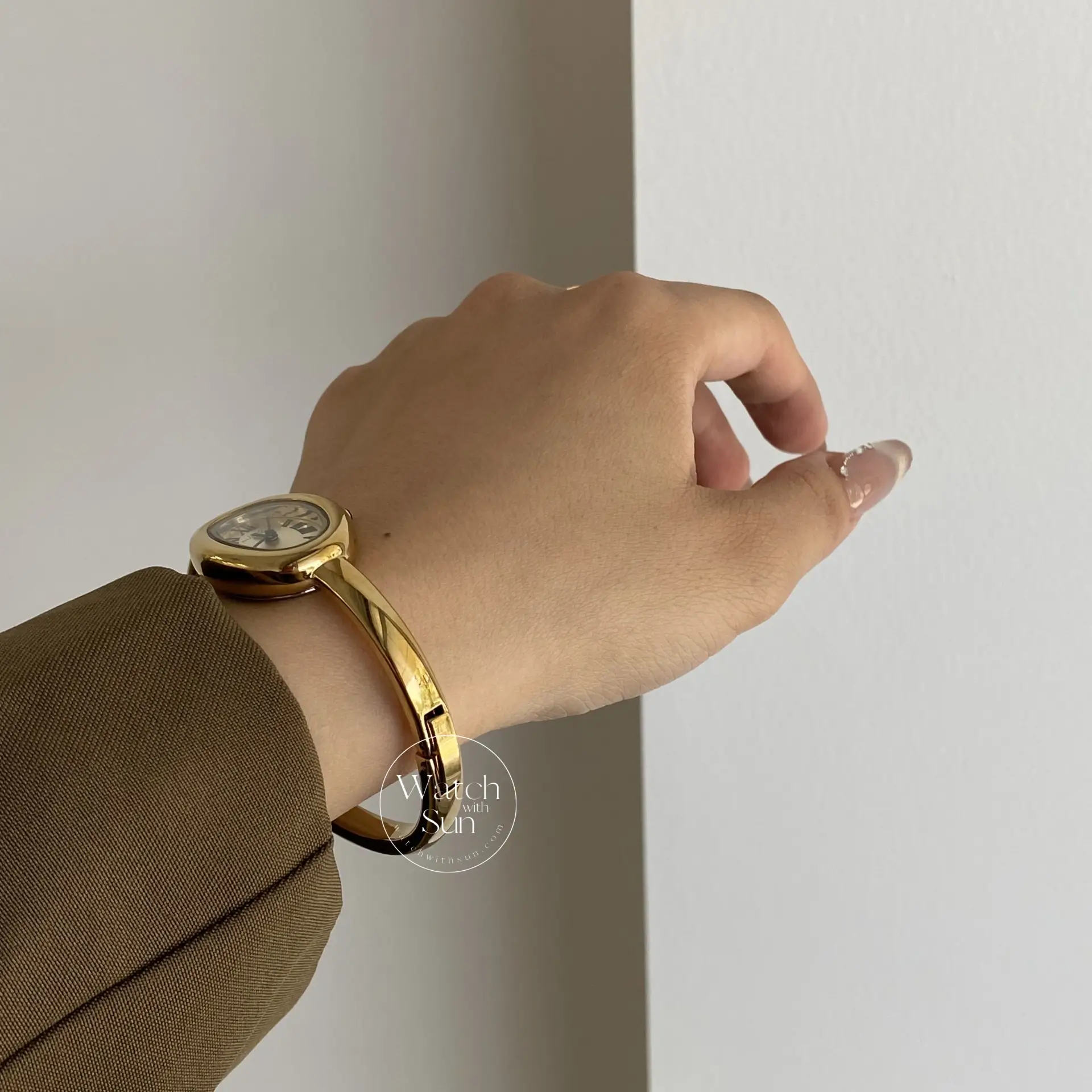 Vintage Gold Oval Watch for Women Roman Numeral Dial Bangle Watch