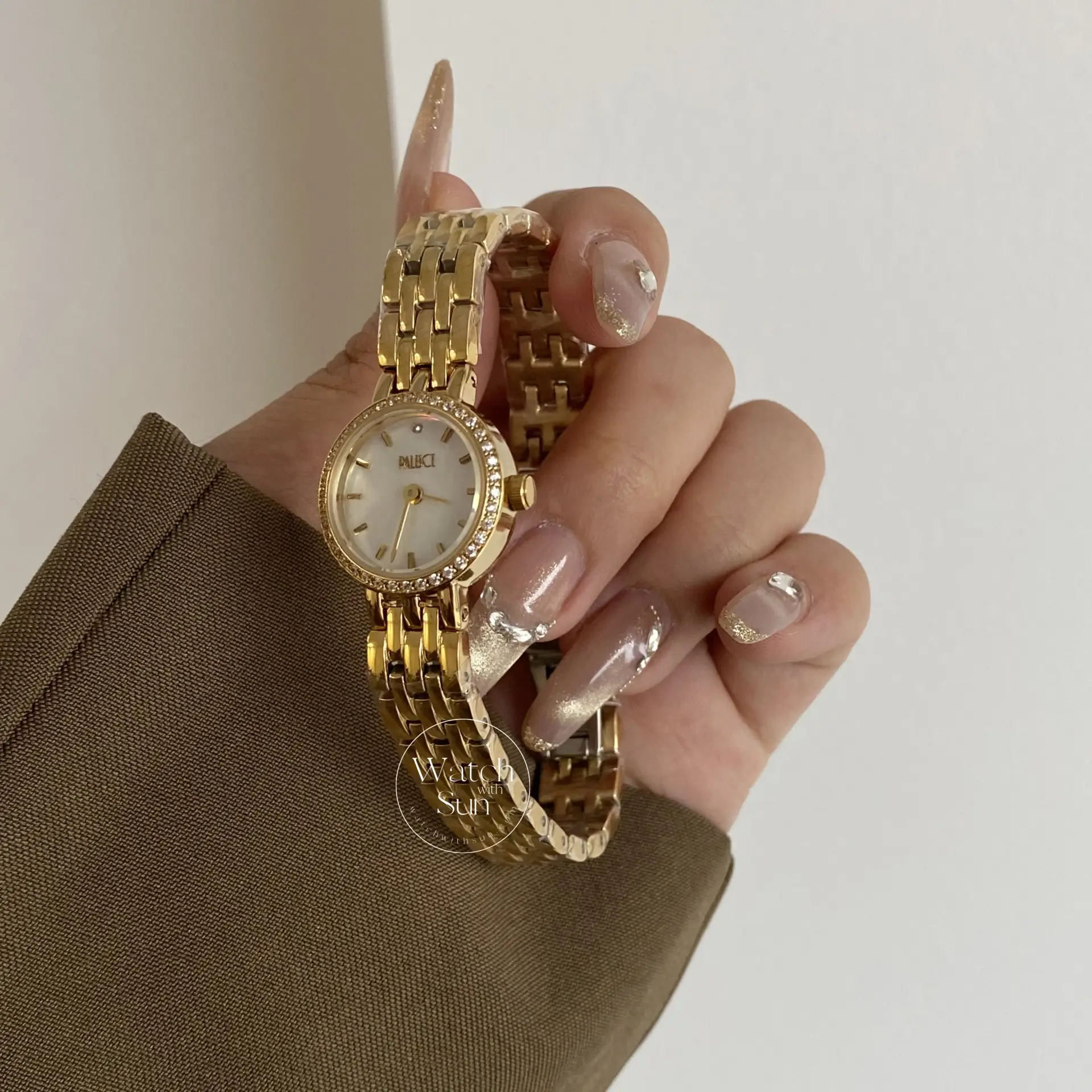 Mother of Pearl Dial Watch for Ladies Dainty Gold Watches