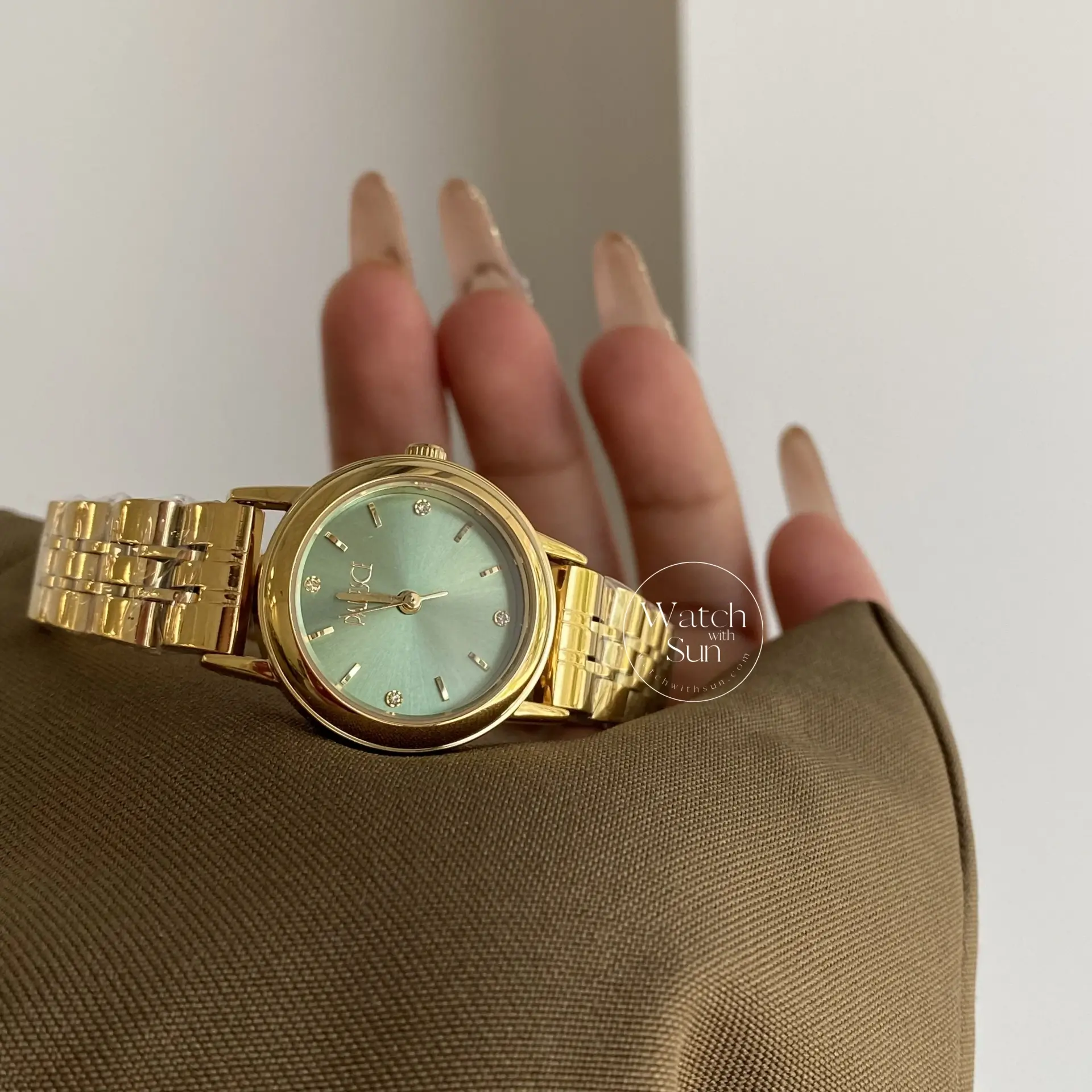 Women's Gold Watches Olive Green Dial Minimalist Ladies Watches