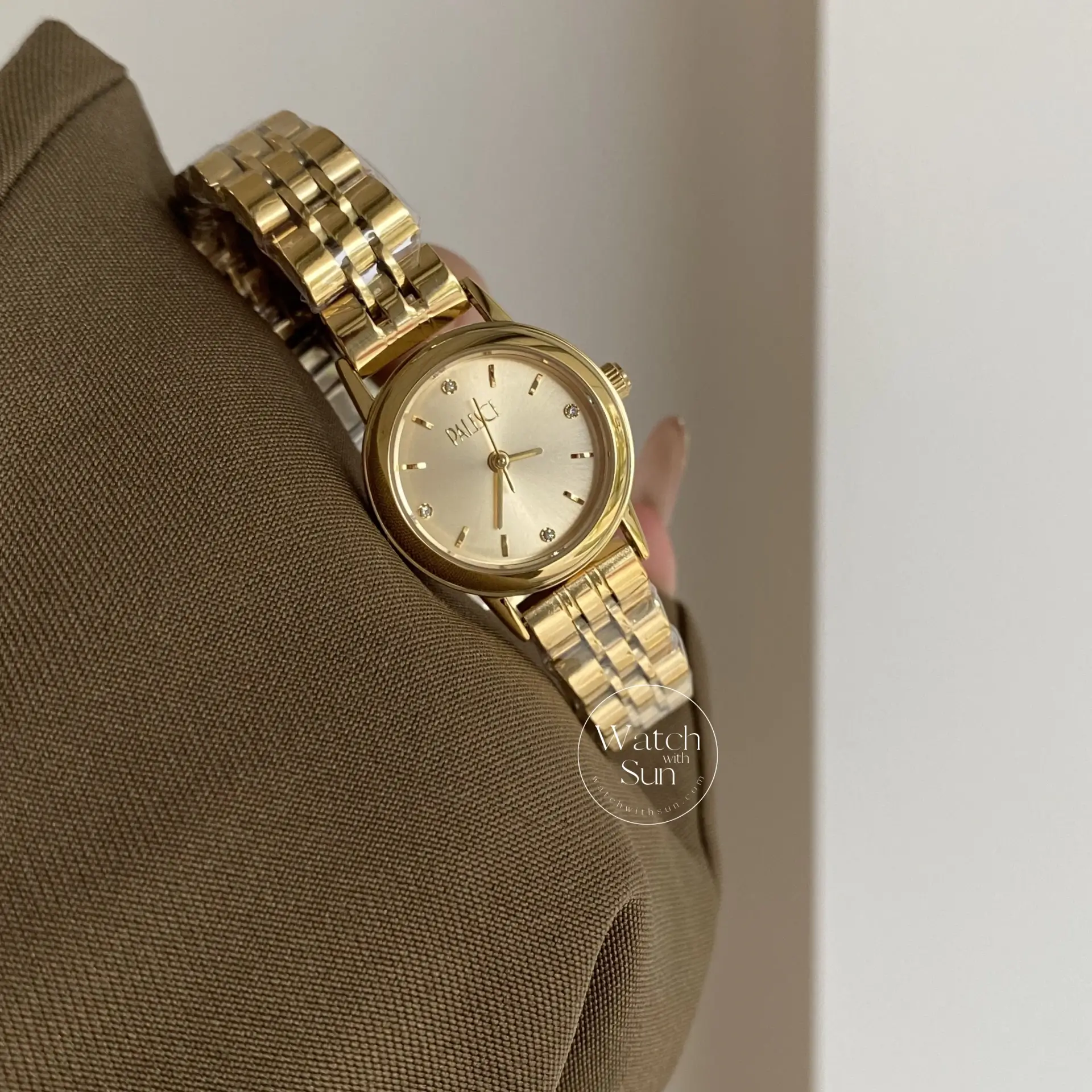 Women's Gold Watches Olive Green Dial Minimalist Ladies Watches