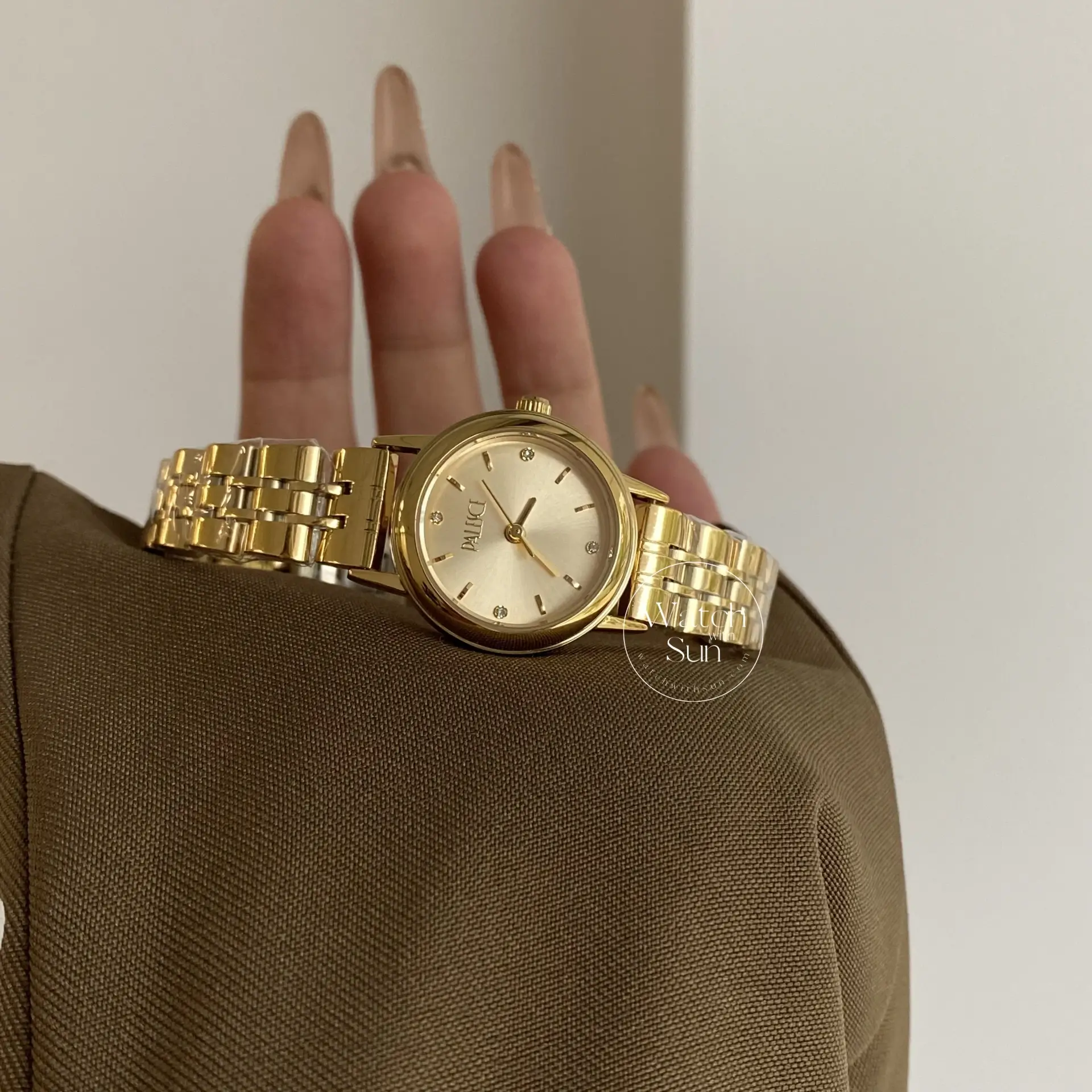 Women's Gold Watches Olive Green Dial Minimalist Ladies Watches