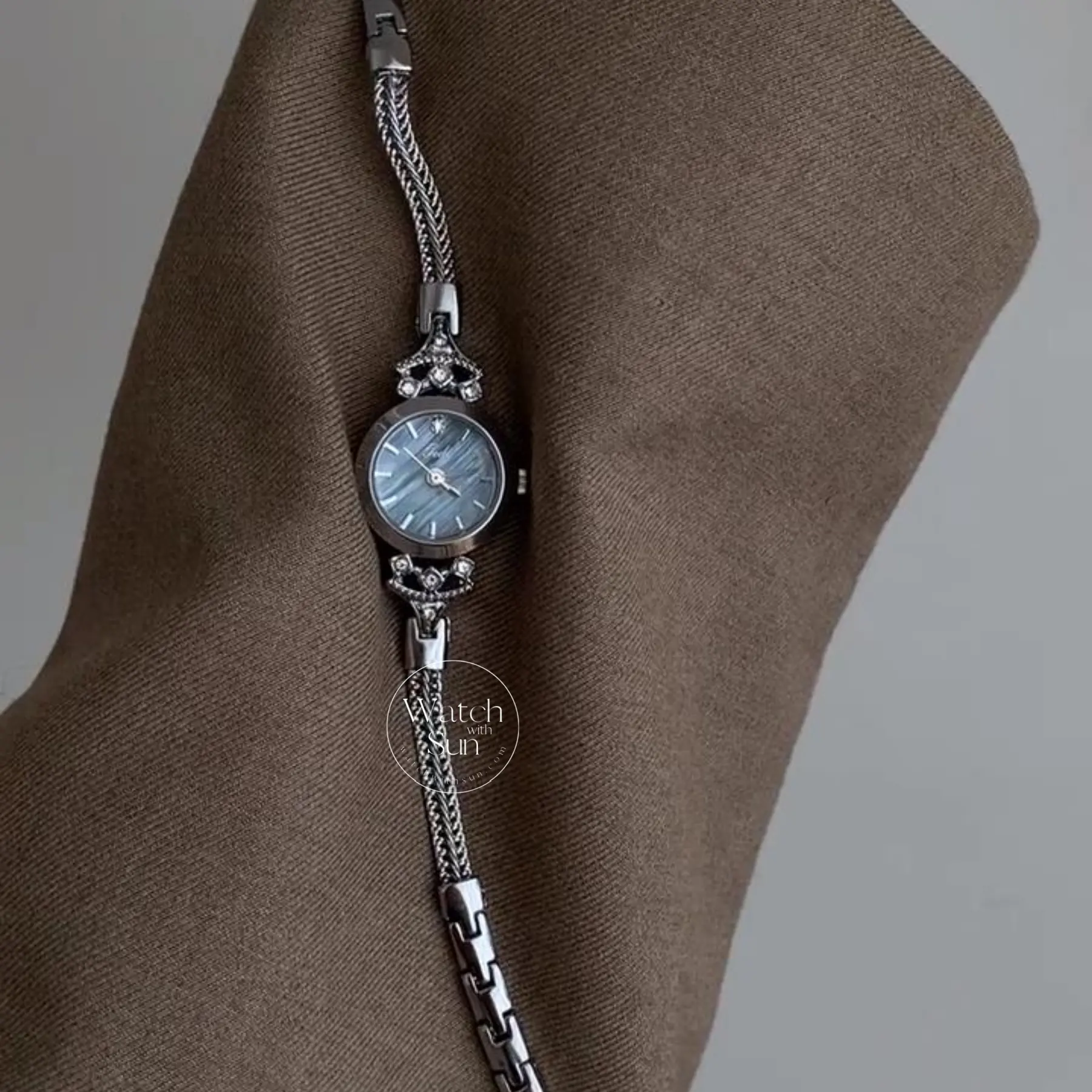 Chic Style Silver Round Stainless Steel Chain Watch for Women