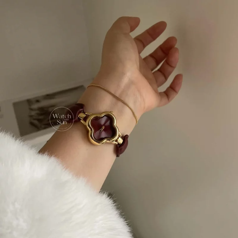 Four Clover Classic Red Genuine Leather Watch for Women