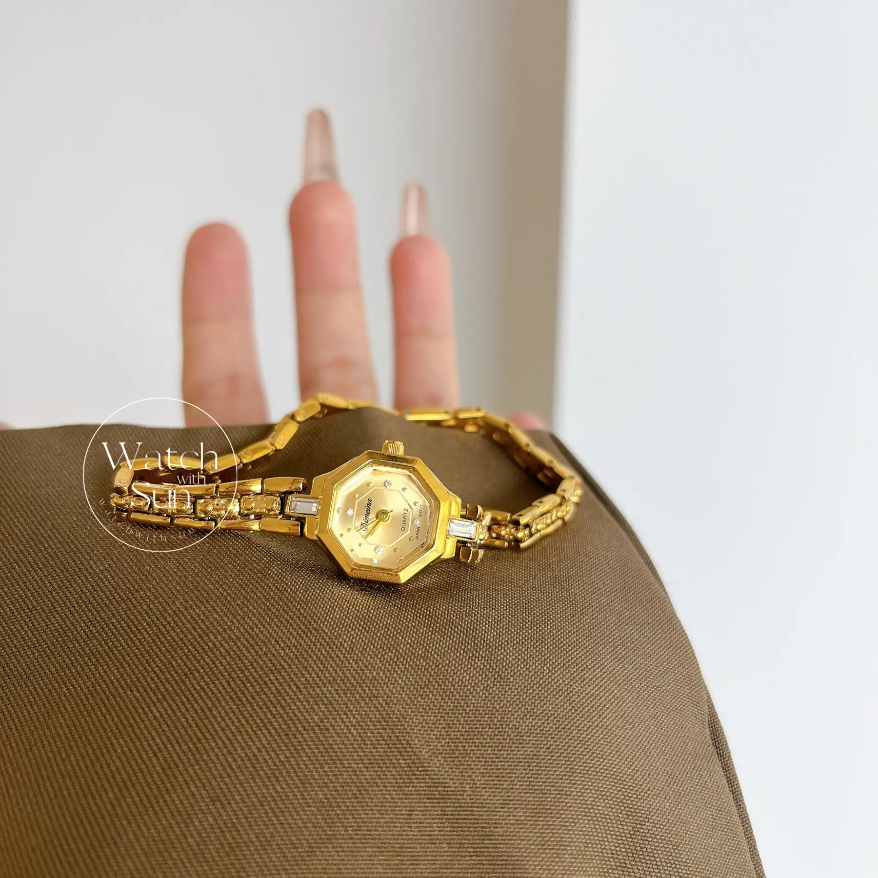 Small Face Gold Octagon Dial Watch for Women