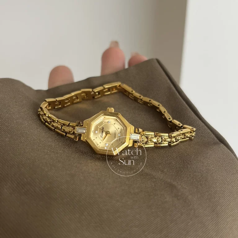 Small Face Gold Octagon Dial Watch for Women
