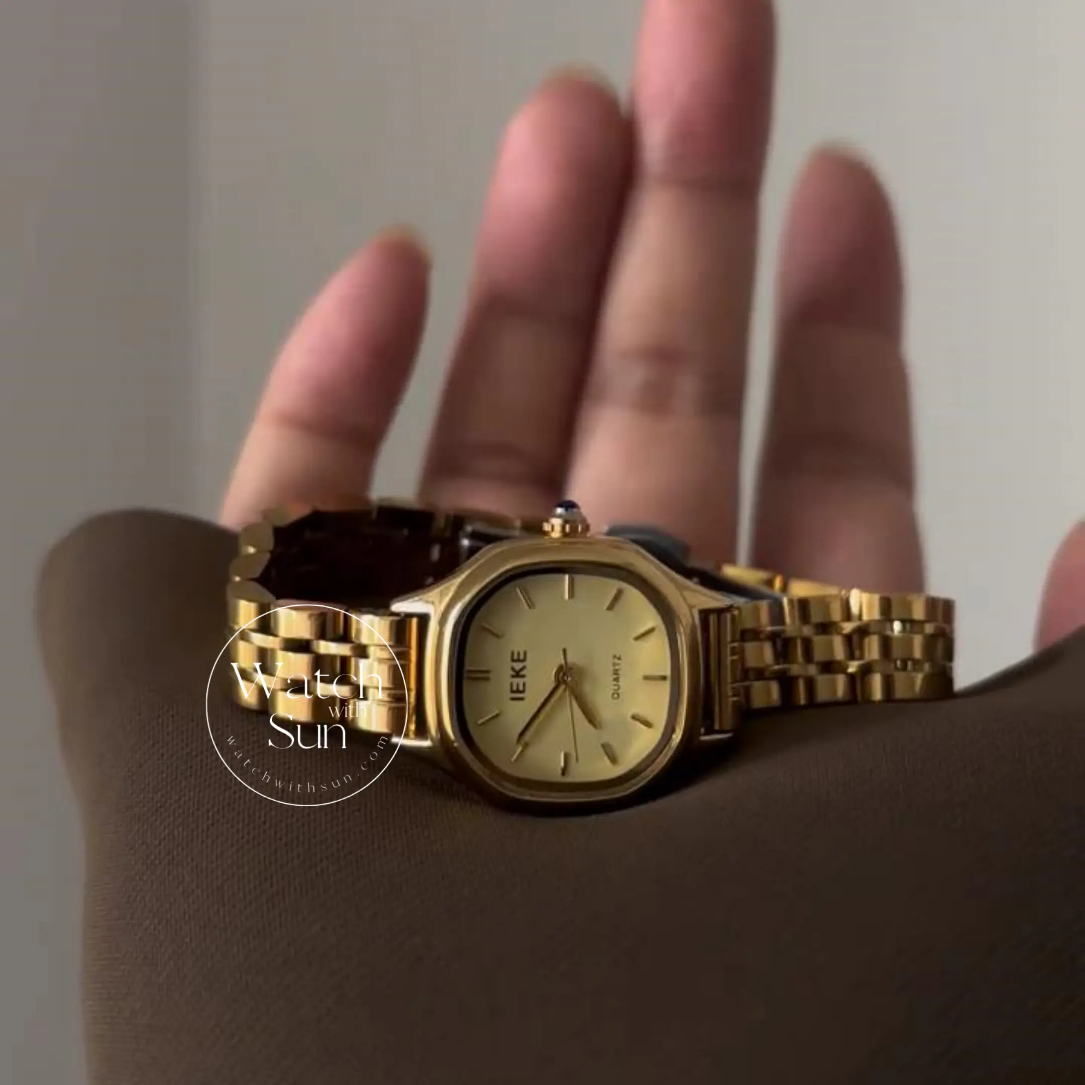 Women's Gold Watch Square Dial Minimalist Watch