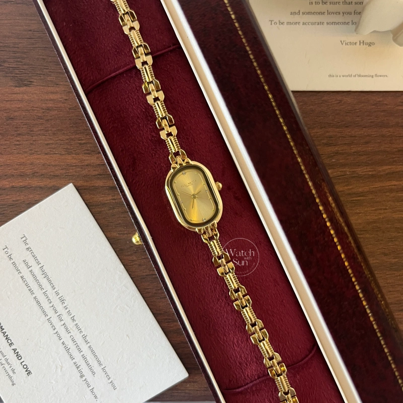 Minimal Gold Dial Oval Bracelet Watch Dainty Gold Watch for Women