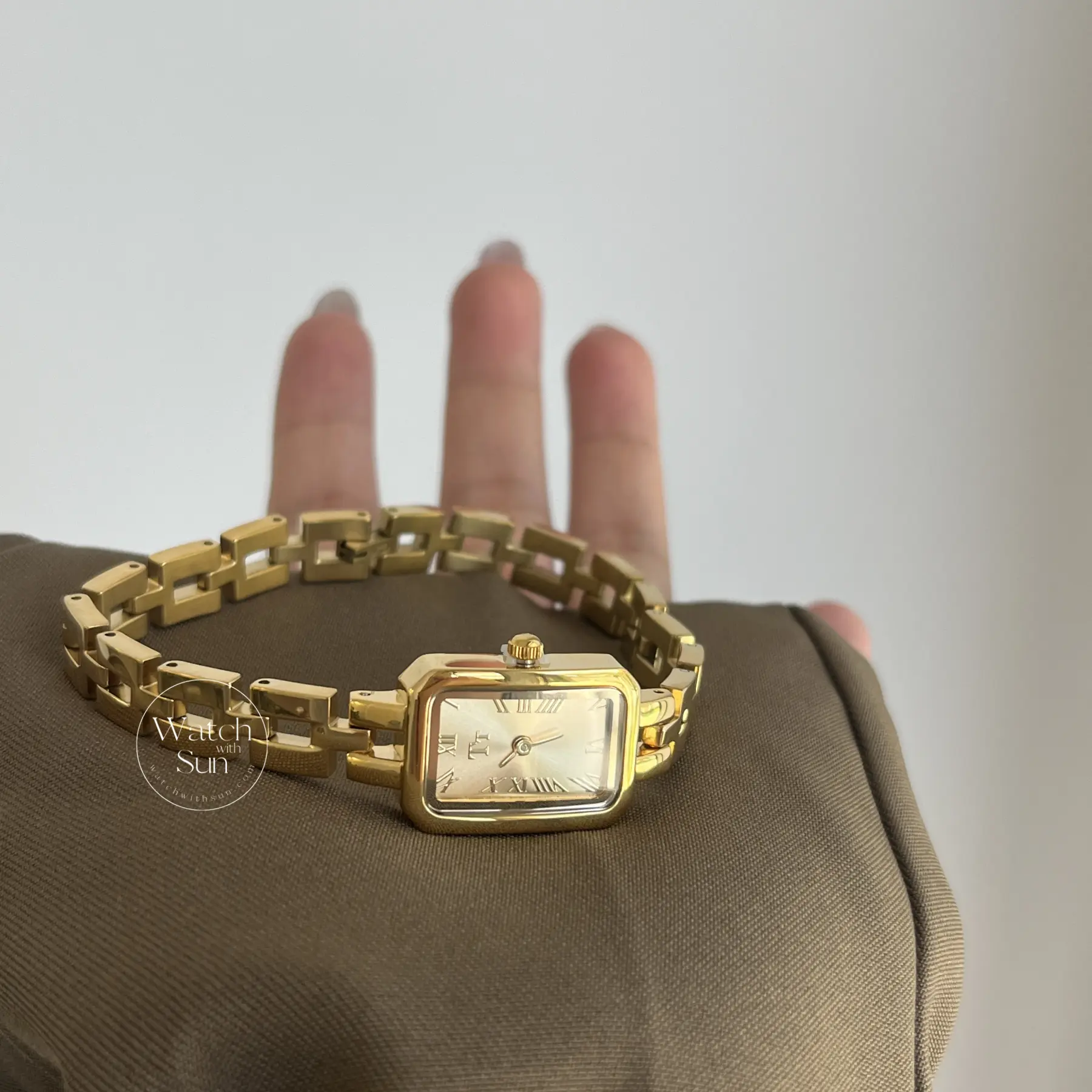 Square Face Classic Gold Watch for Women