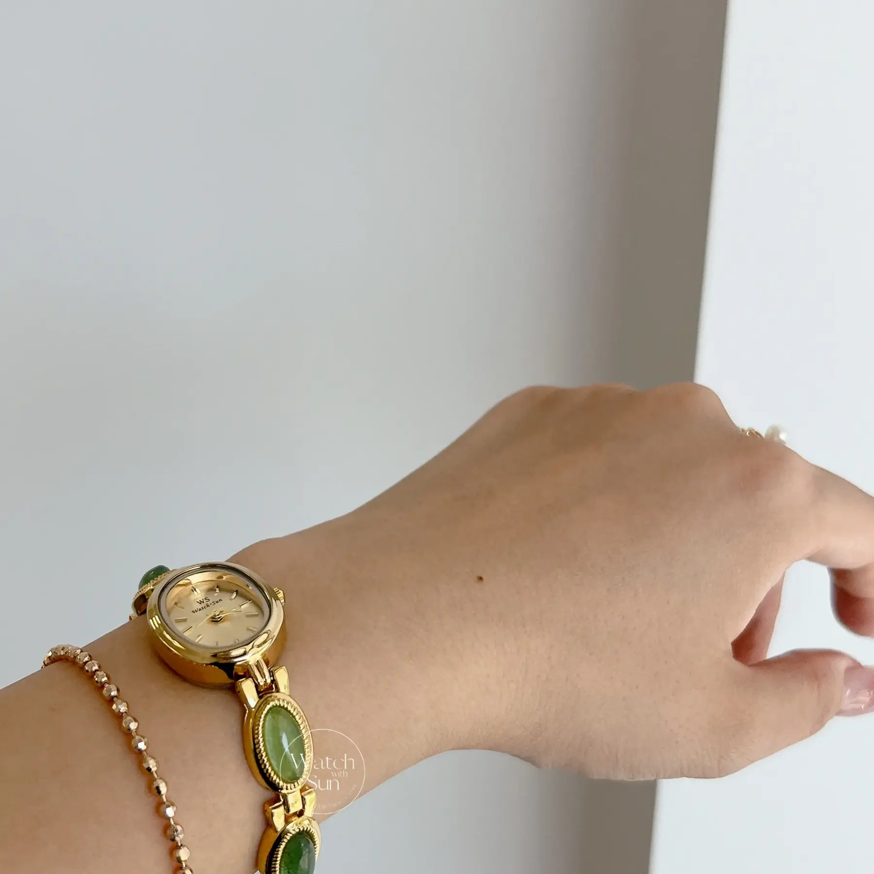 Vintage Style Green Jade Stone Bracelet Watch for Women