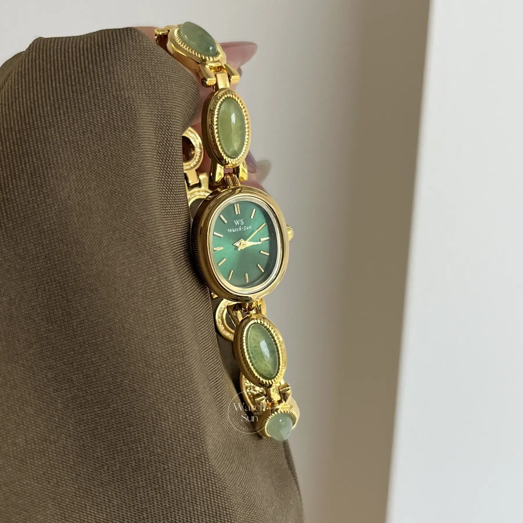 Vintage Style Green Jade Stone Bracelet Watch Green Dial Watch