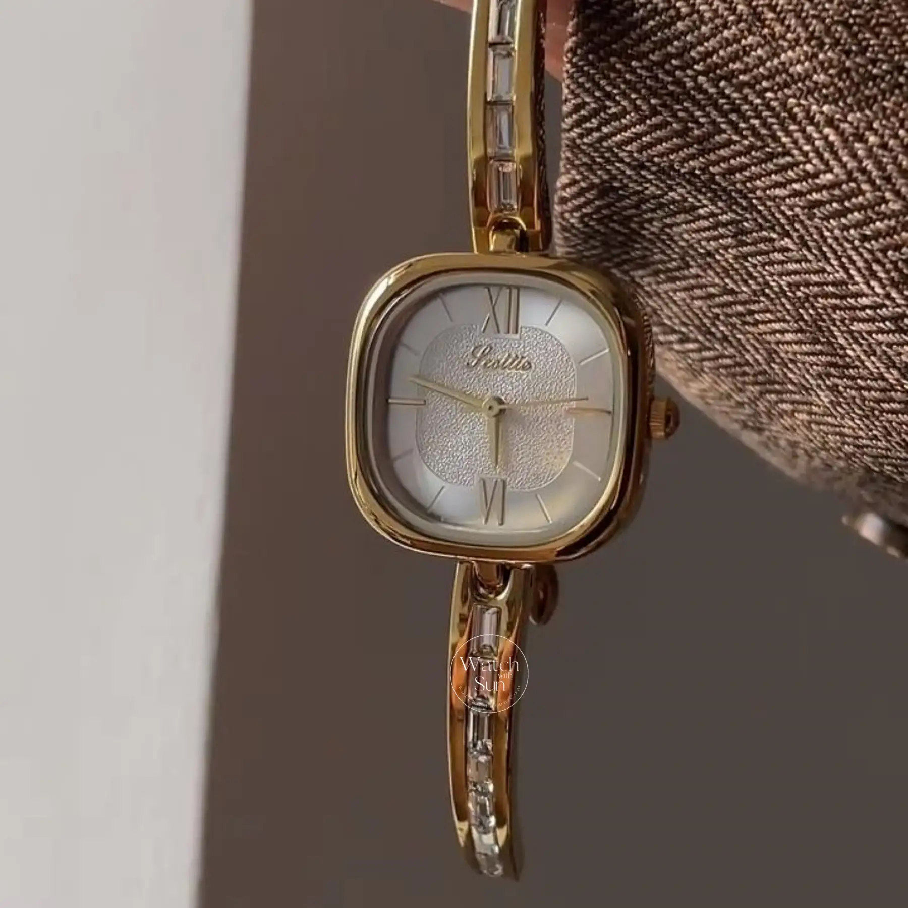 Square Face Silver-toned Dial Watch for Women