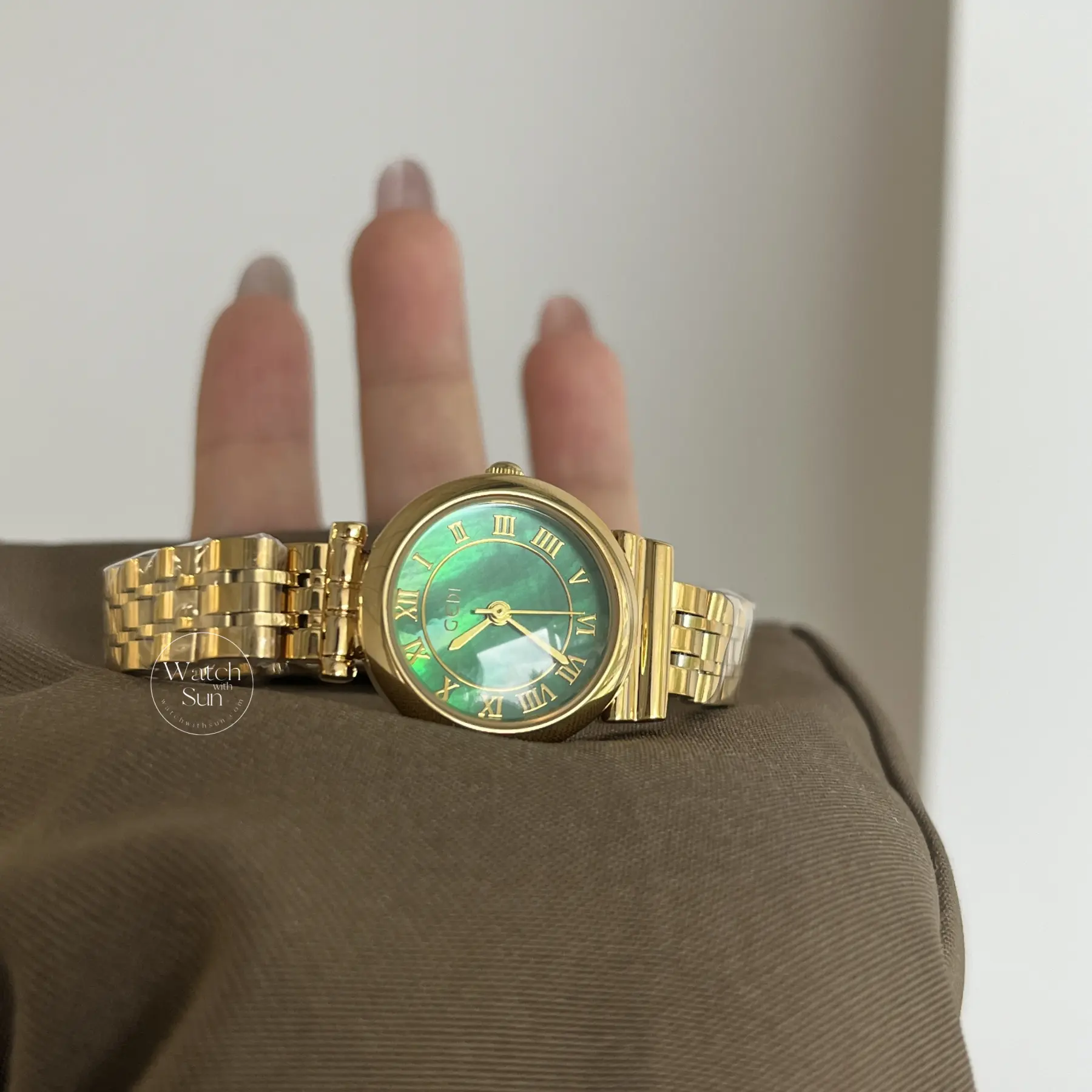 Women's Gold Watches Green Dial Minimalist Ladies Watches