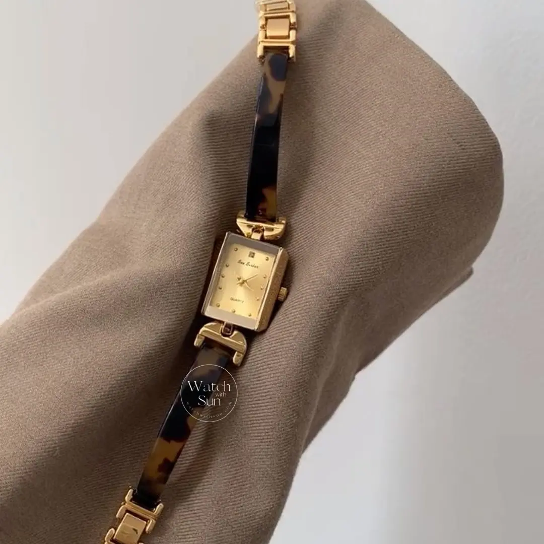 Vintage Style Gold Square Face Bracelet Women's Watch