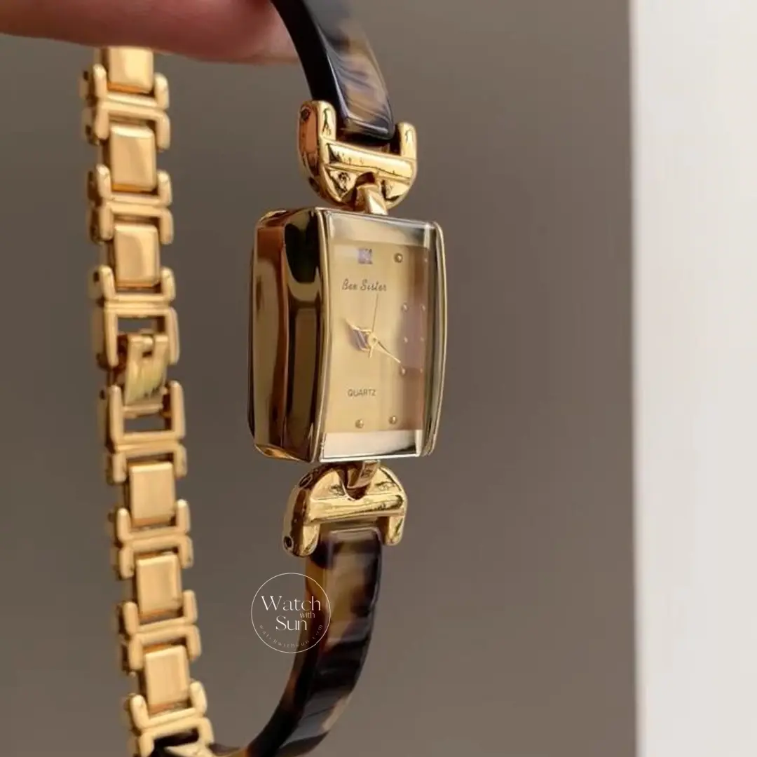 Vintage Style Gold Square Face Bracelet Women's Watch