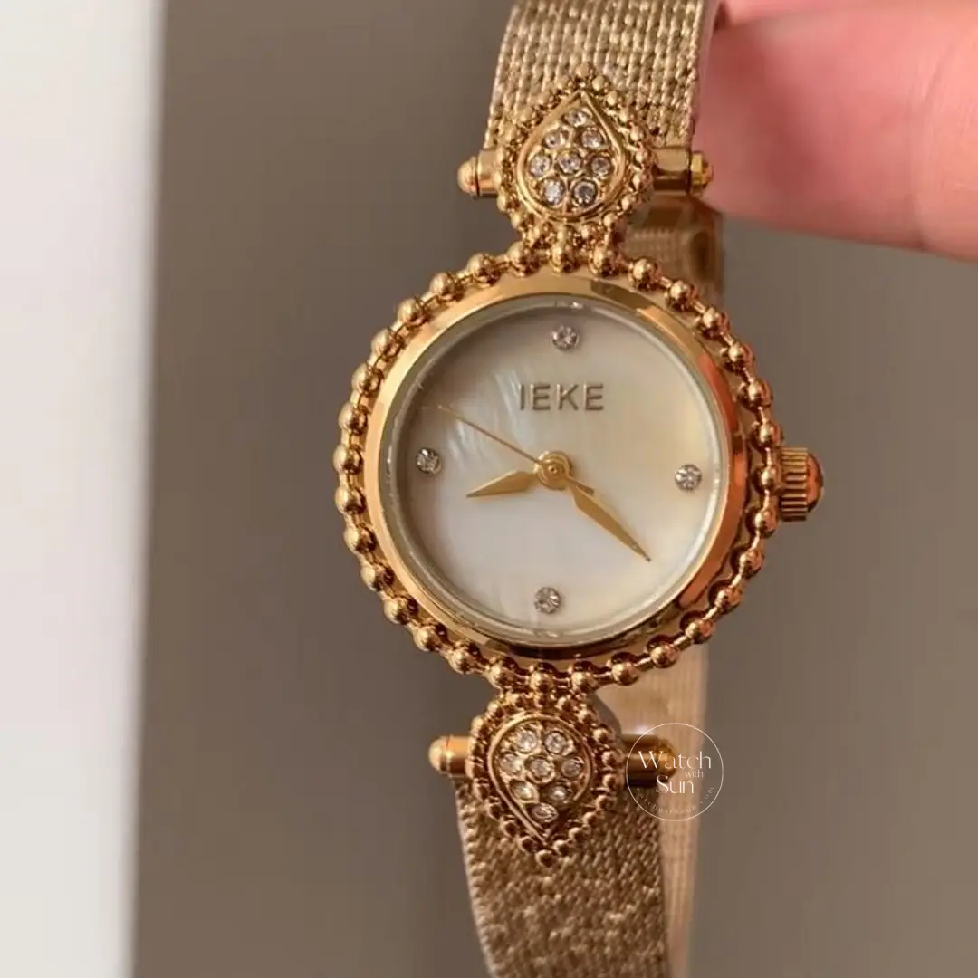 Elegant Beige Mother of Pearl Dial Watch Vintage-Inspired Gold Mesh Bracelet Ladies Watch