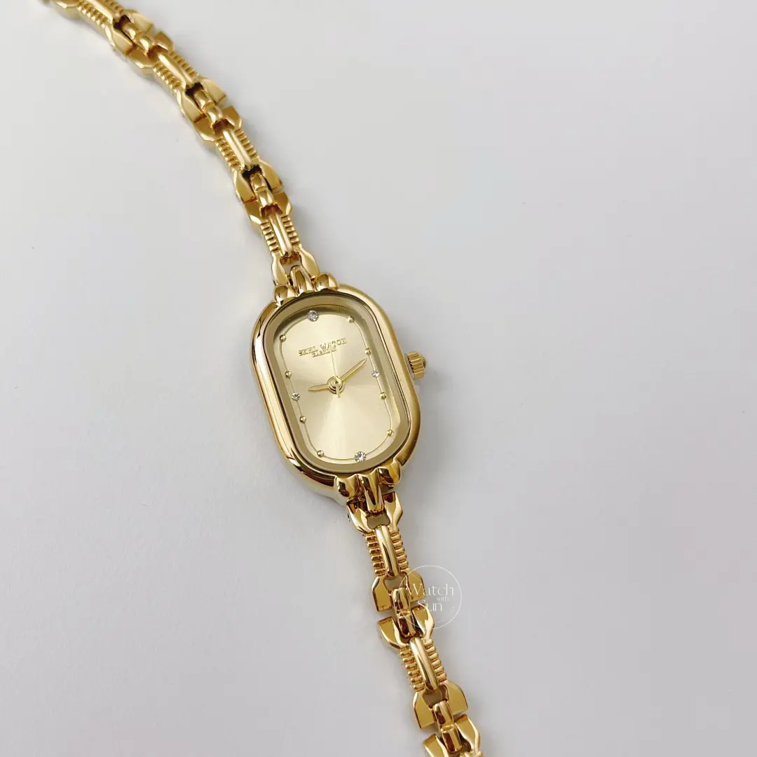 Minimal Gold Dial Oval Bracelet Watch Dainty Gold Watch for Women