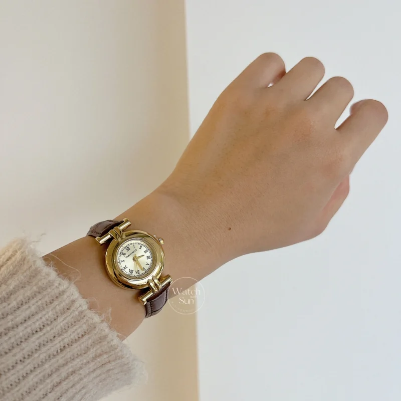 Vintage-inspired Gold Roman Numeral Dial Brown Leather Strap Watch for Women