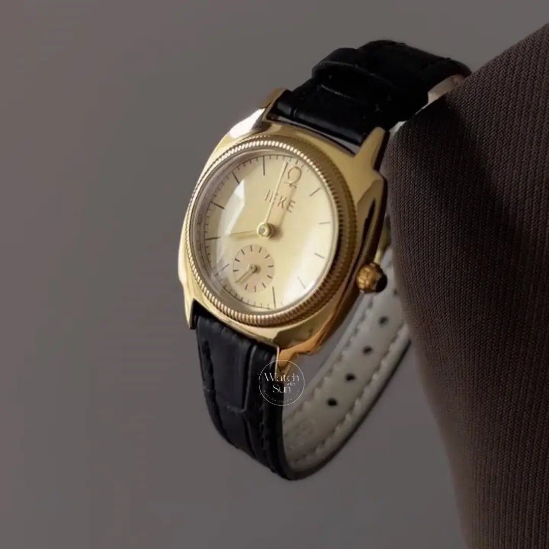 Classic Gold Round Dial Women's Watch Dainty Black Leather Strap Watch