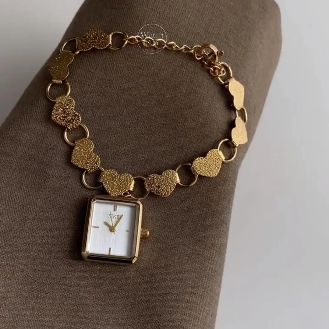 Chic Elegant Gold Heart-Link Charm Bracelet Watch for Women