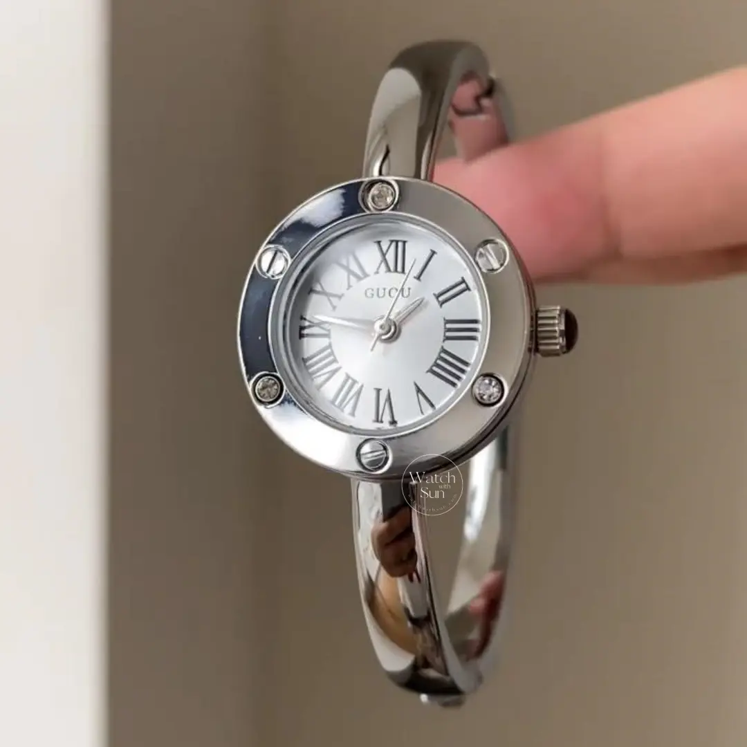 Vintage-Inspired Roman Numeral Dial Gold Bangle Watch for Women