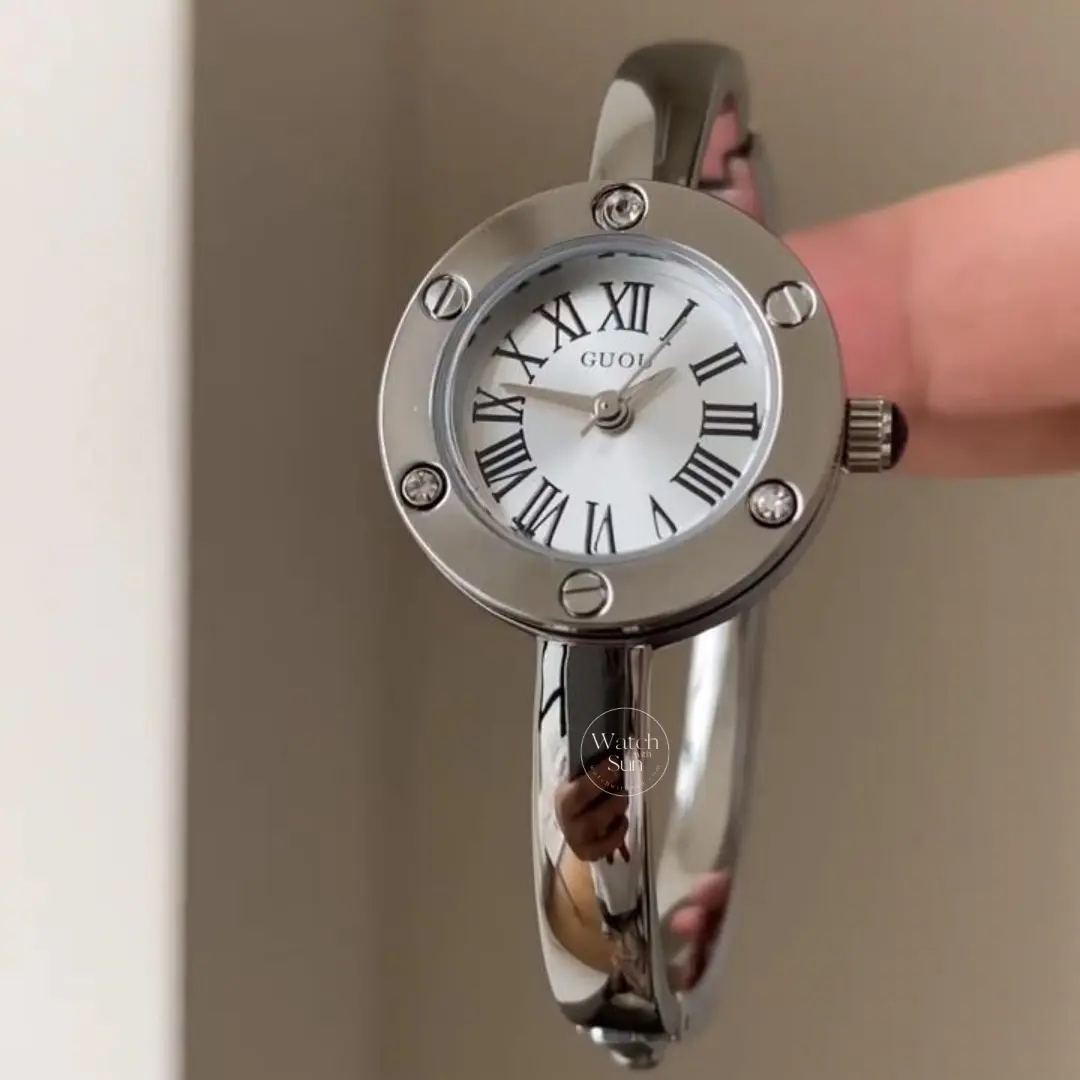 Vintage-Inspired Roman Numeral Dial Gold Bangle Watch for Women