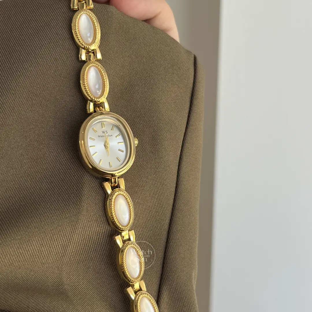 Vintage-Inspired Mother of Pearl Band Watch Dainty White Dial Women's Watch