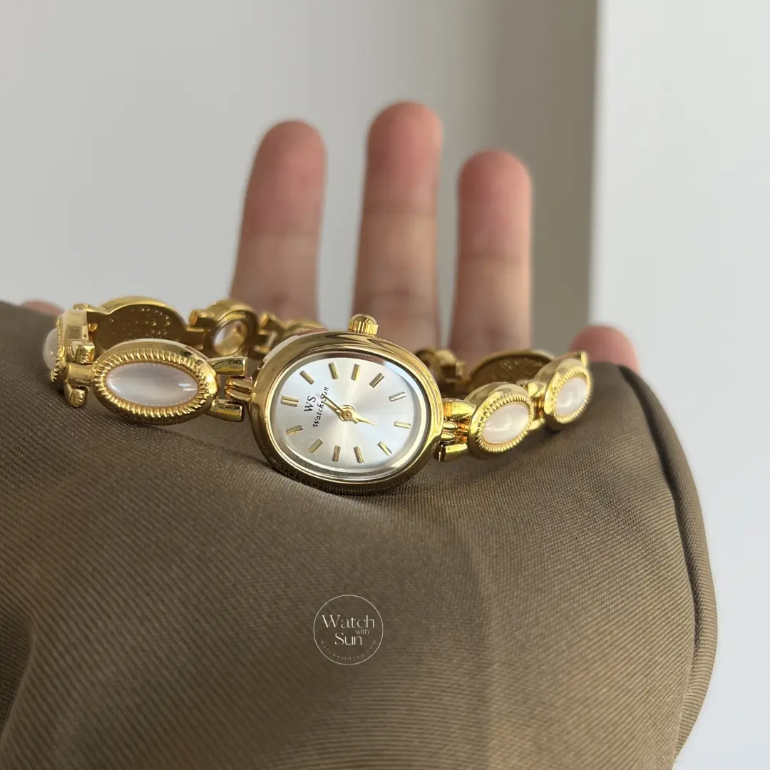 Vintage-Inspired Mother of Pearl Band Watch Dainty White Dial Women's Watch