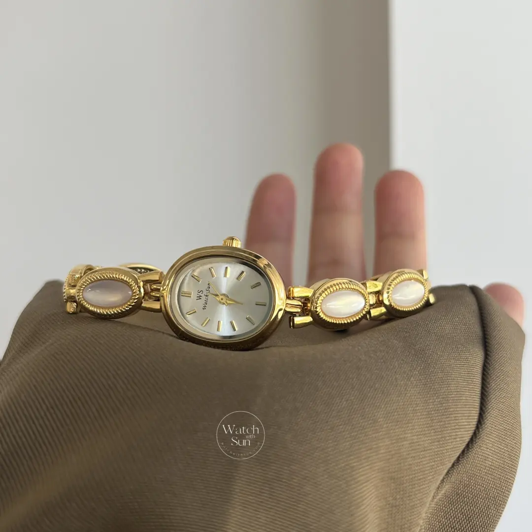 Vintage-Inspired Mother of Pearl Band Watch Dainty White Dial Women's Watch