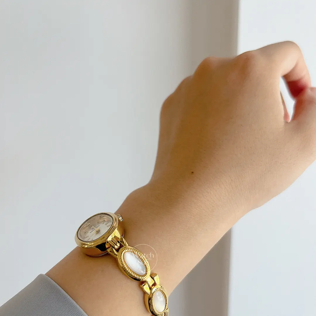 Vintage-Inspired Mother of Pearl Band Watch Dainty White Dial Women's Watch