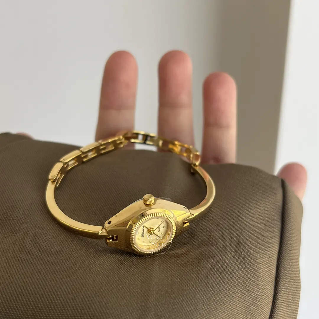 Vintage-Inspired Gold Bracelet Watch Small Face Watch for Women