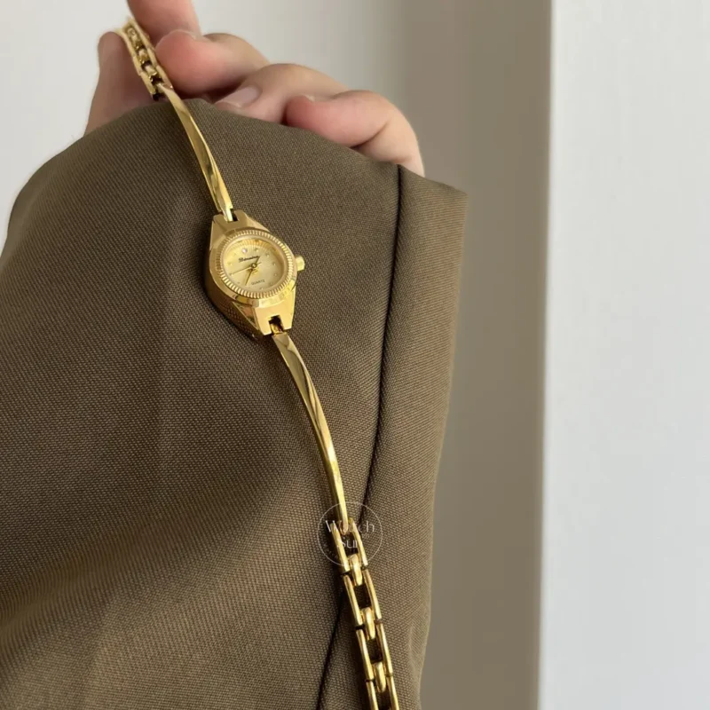 Vintage-Inspired Gold Bracelet Watch Small Face Watch for Women