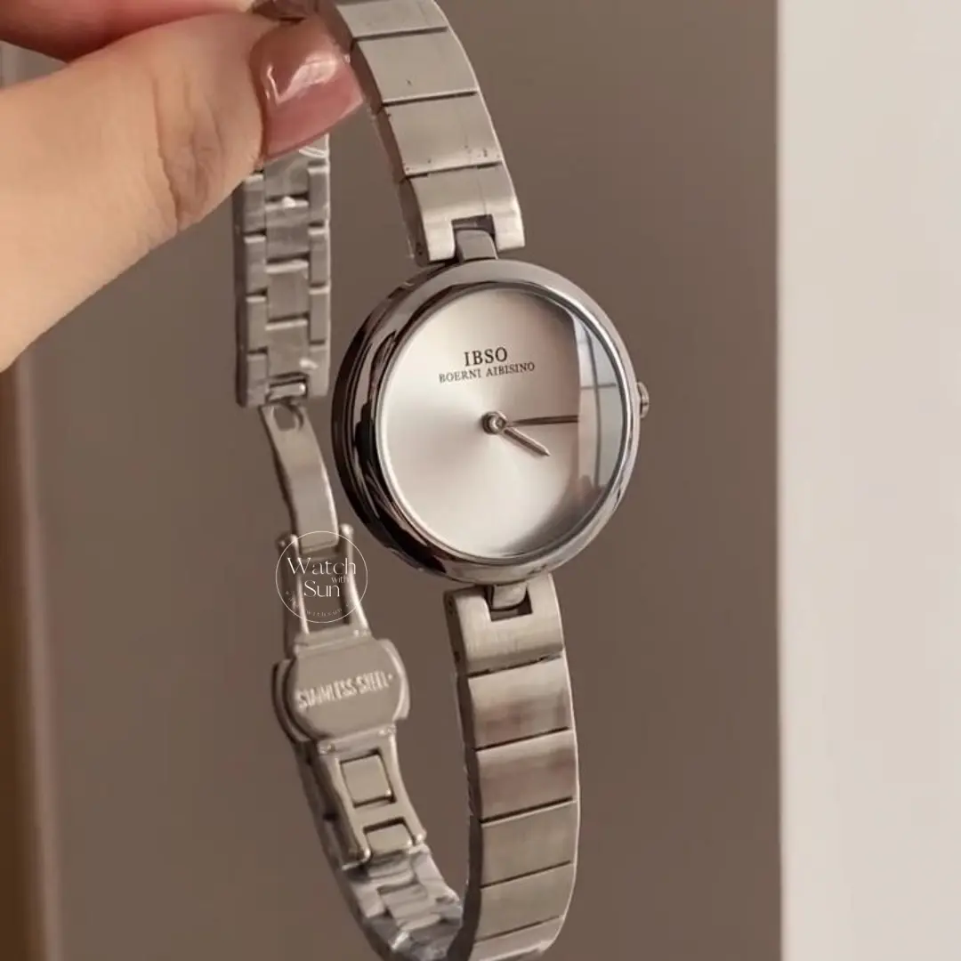 Minimalist Silver Stainless Steel Round Face Watch for Women