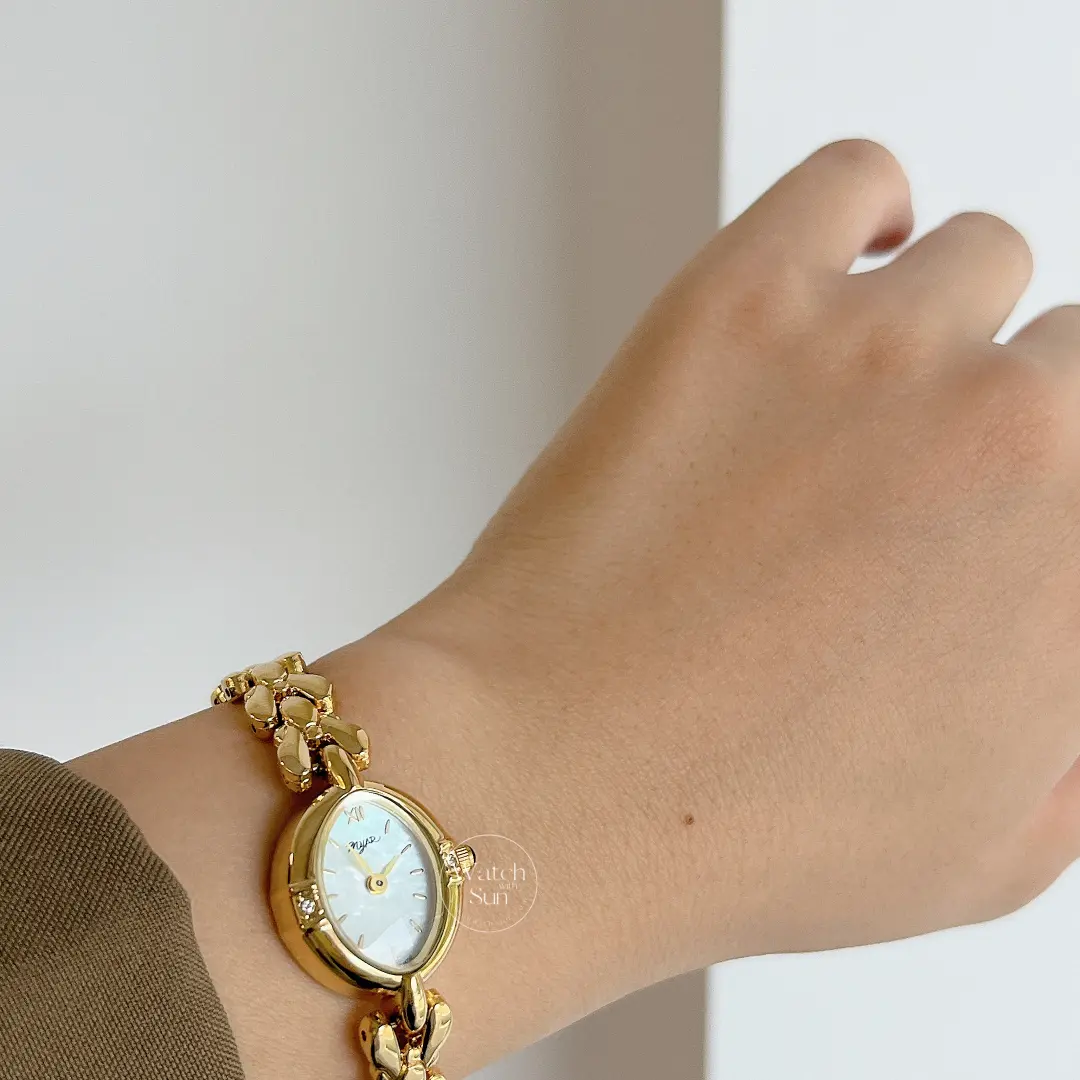 Vintage-Inspired Mother of Pearl Dial Watch Dainty Gold Bracelet Watch