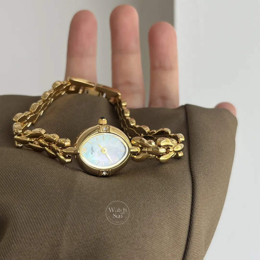 Vintage-Inspired Mother of Pearl Dial Watch Dainty Gold Bracelet Watch