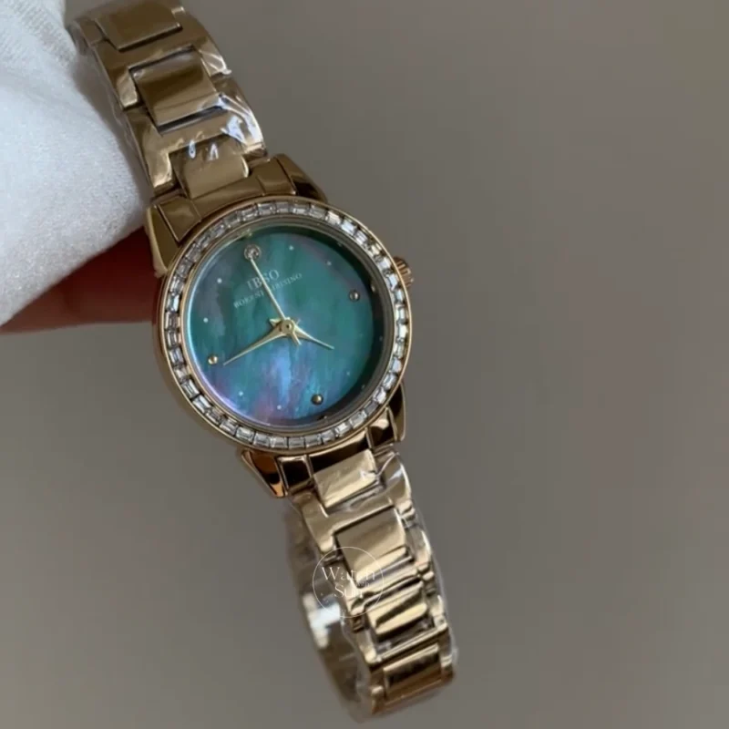Chic Round Face Gold Bracelet Watch Blue Mother-of-Pearl Dial Ladies Watch