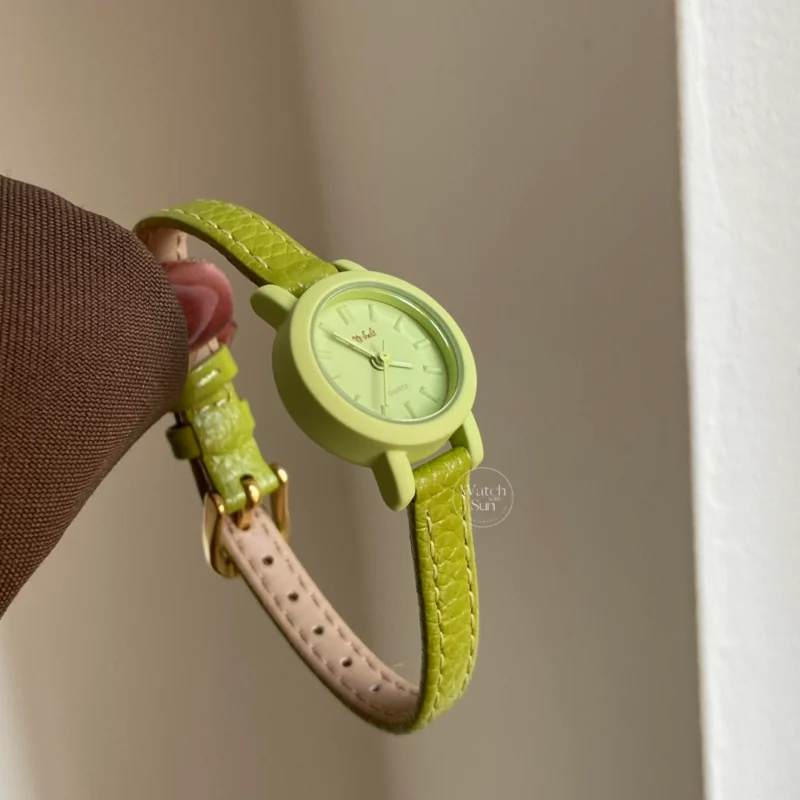 751-1 Chic Round Small Face Green/Pink Leather Ladies Watch for Petite Wrist