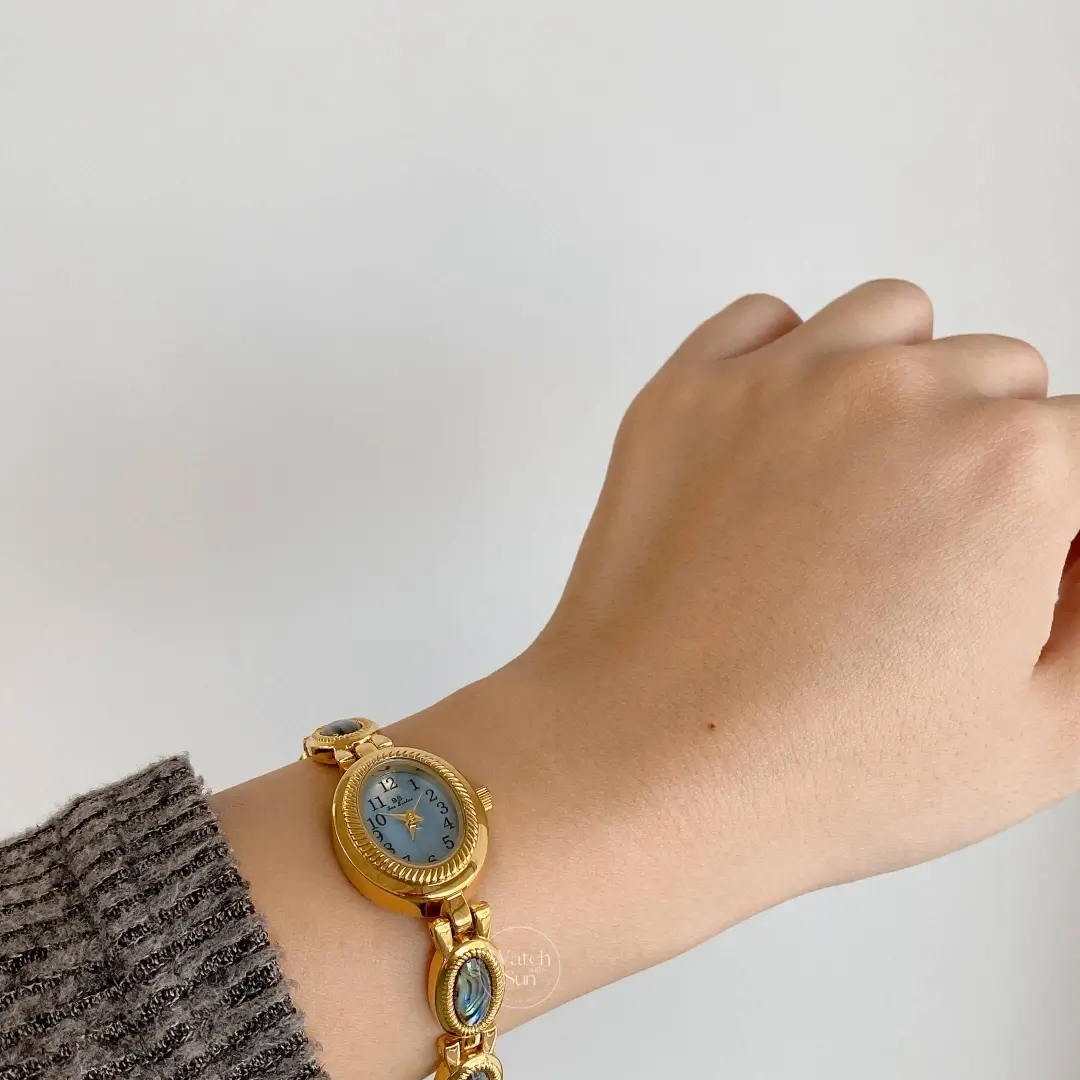 Vintage-Inspired Blue Mother of Pearl Dial Abalone Shell Bracelet Ladies Watch