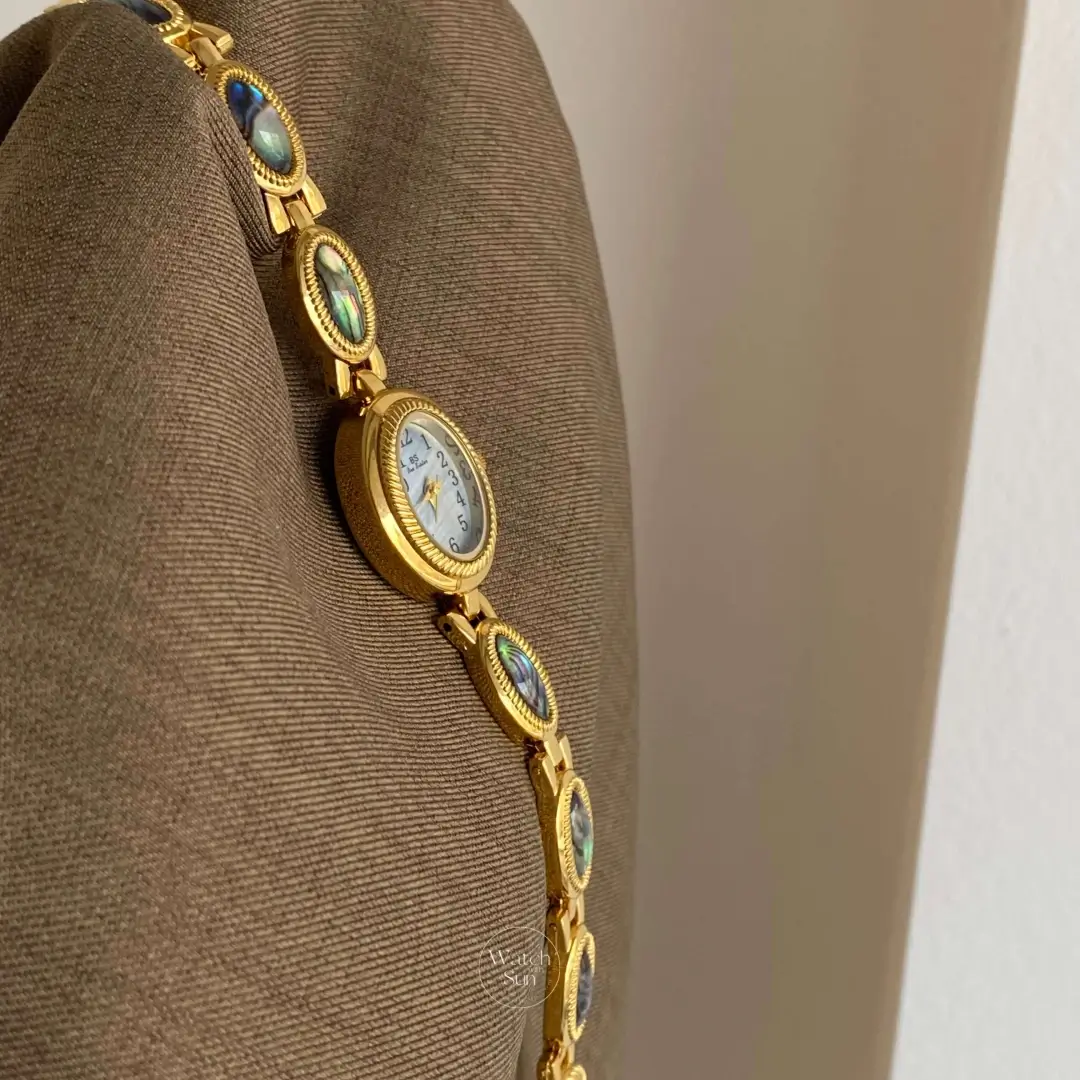 Vintage-Inspired Blue Mother of Pearl Dial Abalone Shell Bracelet Ladies Watch