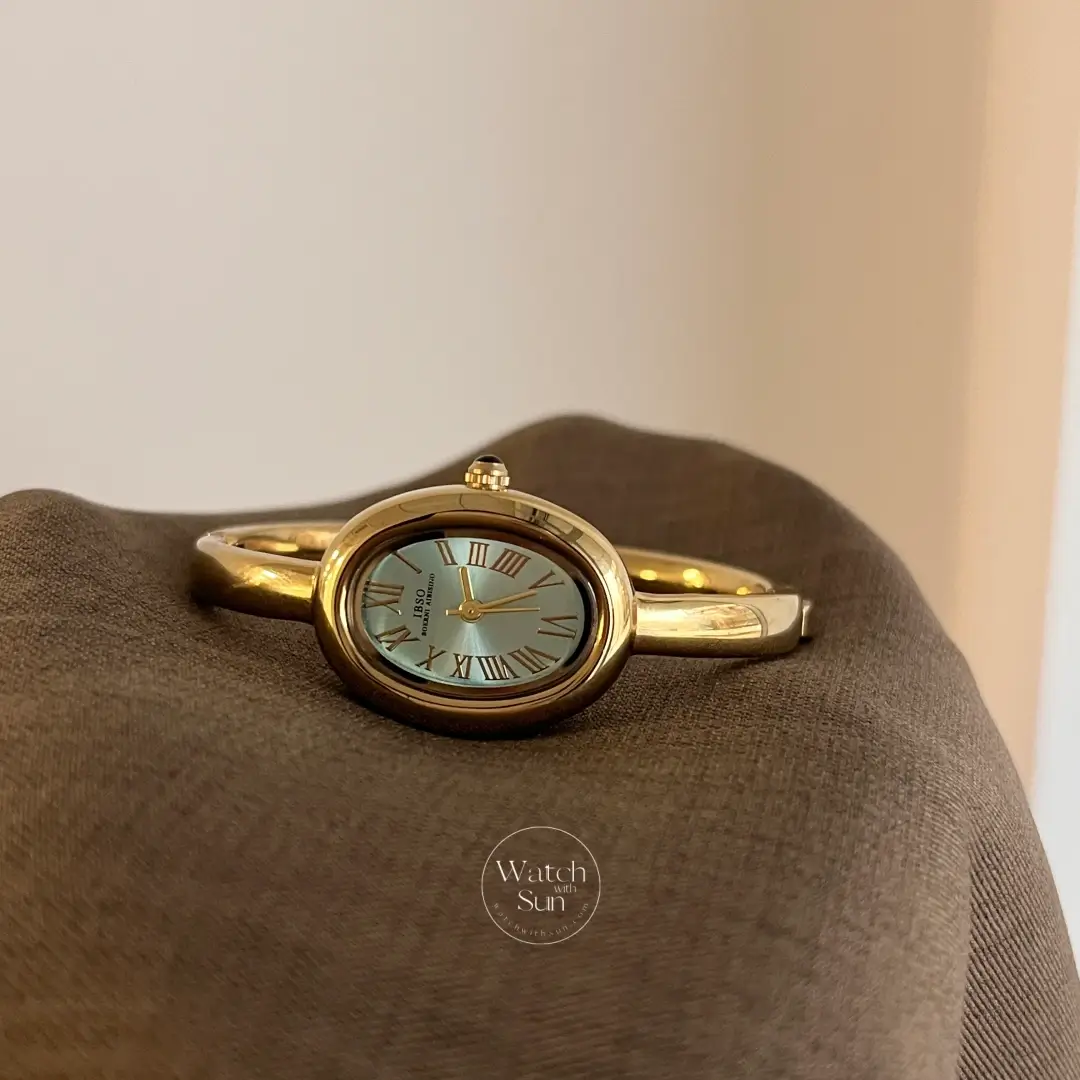 Retro Oval Boho Green Dial Gold Bangle Ladies Watch