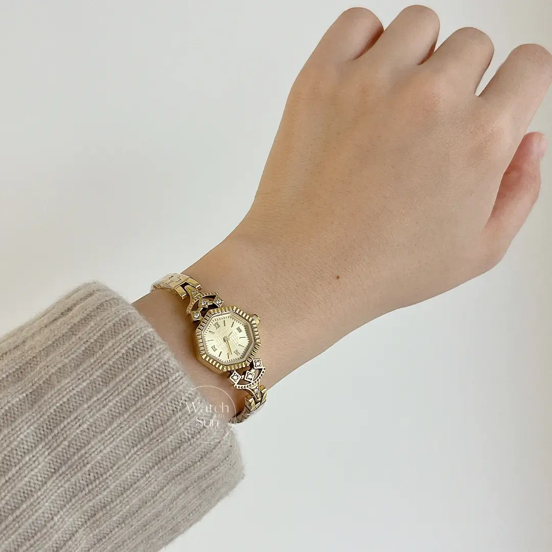 Vintage-Inspired Octagonal Dial Gold Bracelet Watch