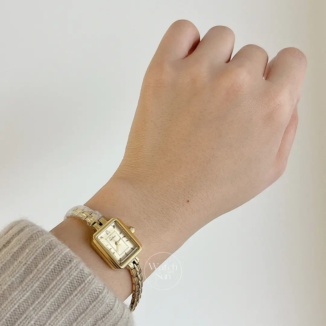 Classic Square Dial Gold Jewelry Bracelet Ladies Watch
