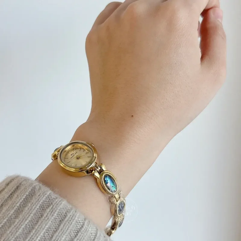 Elegant Oval Mother of Pearl Dial Green Jade Bracelet Ladies Watch (Copy)