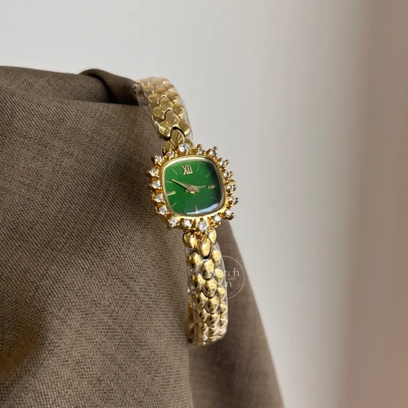 771-8 Vintage-Inspired Square Emerald Green Dial Gold Bracelet Zirconia Watch