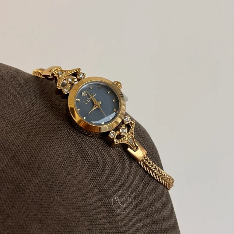 Dainty Small Face Round Blue Mother of Pearl Dial Gold Chain Bracelet Ladies Watch