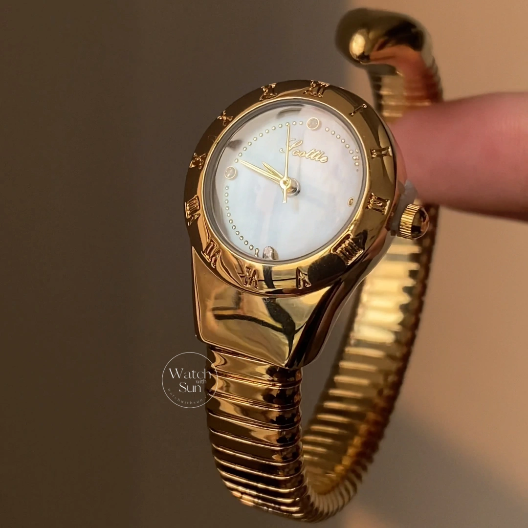 Classic Round Gold/Silver Serpentine Bangle Watch Vintage Luxury Women's Watch