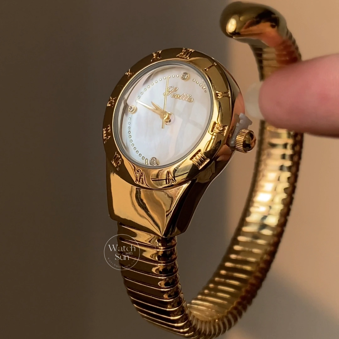 Classic Round Gold/Silver Serpentine Bangle Watch Vintage Luxury Women's Watch